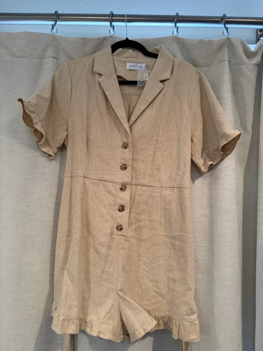 NWT Petal & Pup Tan Short Sleeve Romper - Picture 1 of 4